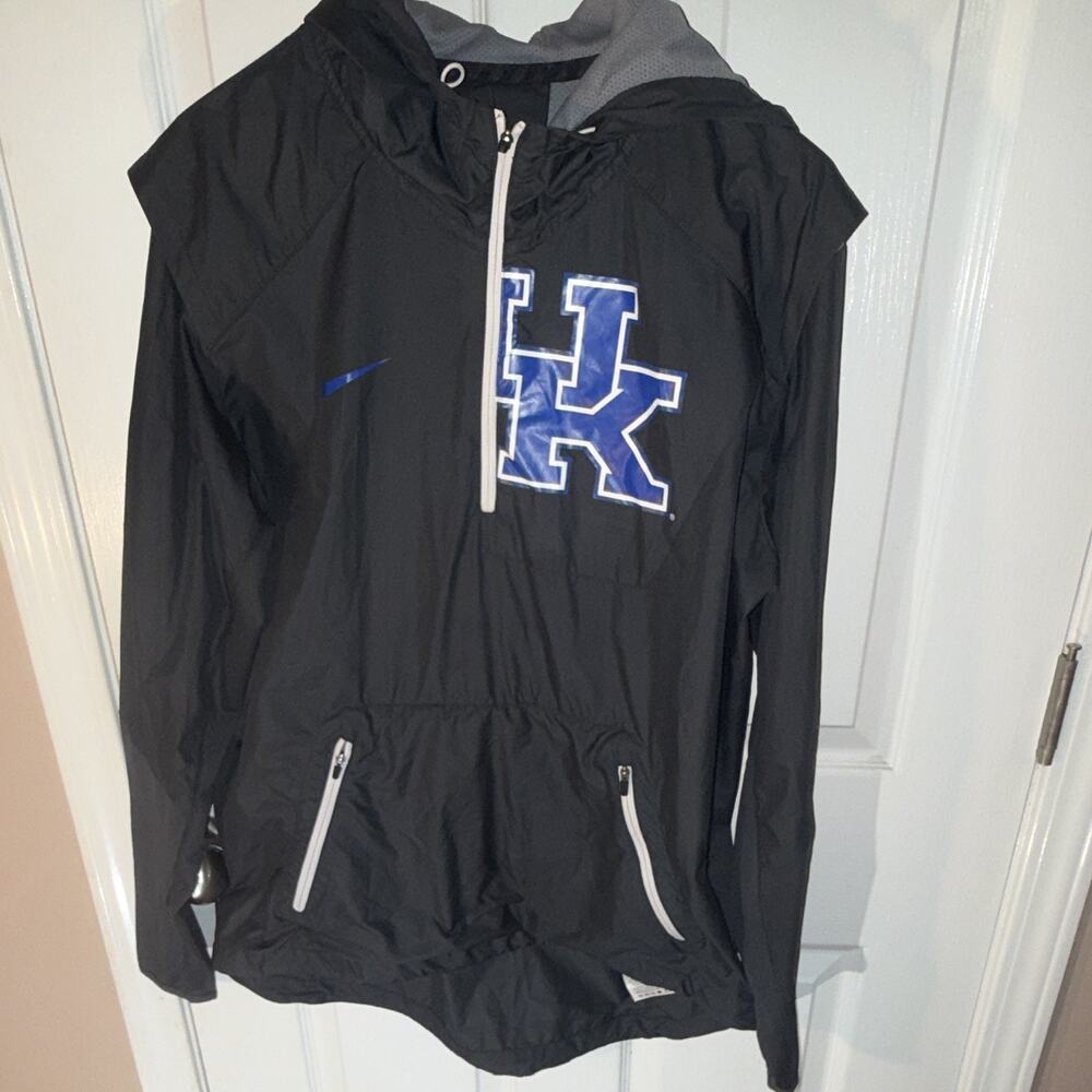 Nike Kentucky Wildcats. UK Hooded Half-Zip Pullover Jacket Windbreaker Size M